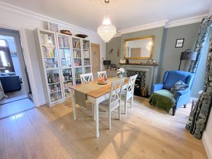 Silcott Street- click for photo gallery